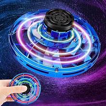 LED Flying Spinner Toy – The Ultimate UFO Fun for Kids & Adults